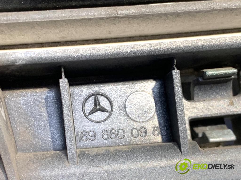 MERCEDES-BENZ W169 liftback 2006 85 kW A 170 (169.032, 169.332) 1699 Mriežka maska 1698800983 (Mriežka predná (maska chladiča))