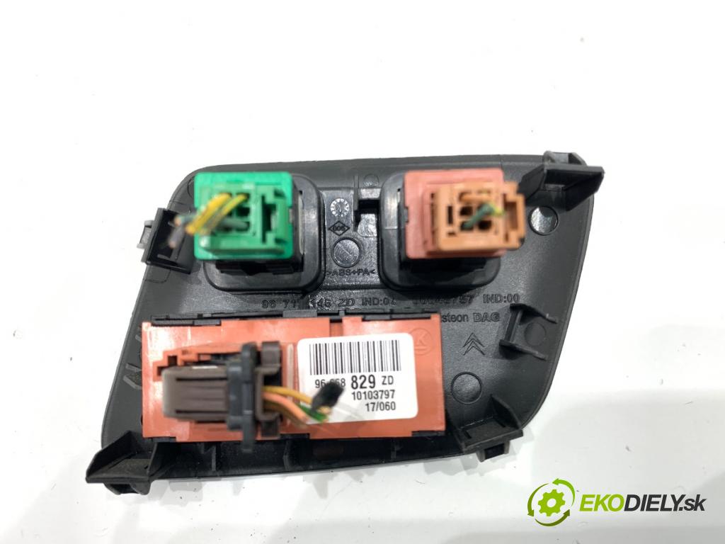 CITROEN C4 II liftback 2017 81 kW 1.2 THP 110 1199 Panel Prepínač PDC ESP 96668829ZD