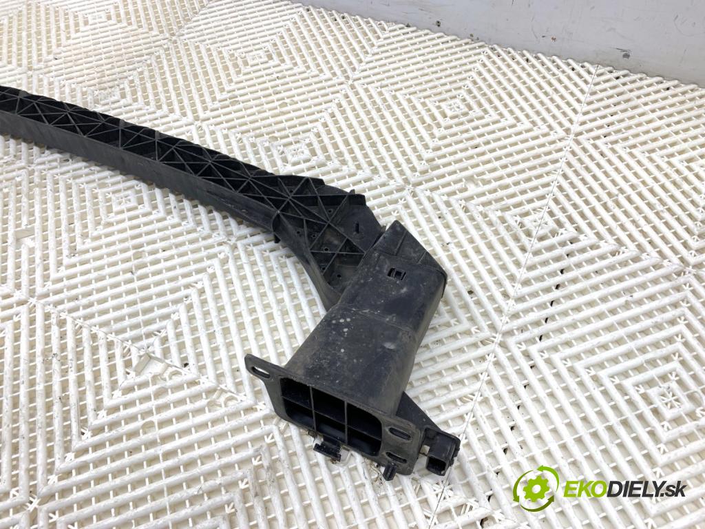 CITROEN C4 II liftback 2017 81 kW 1.2 THP 110 1199 Výstuha nárazníka predný dolná 9674894680