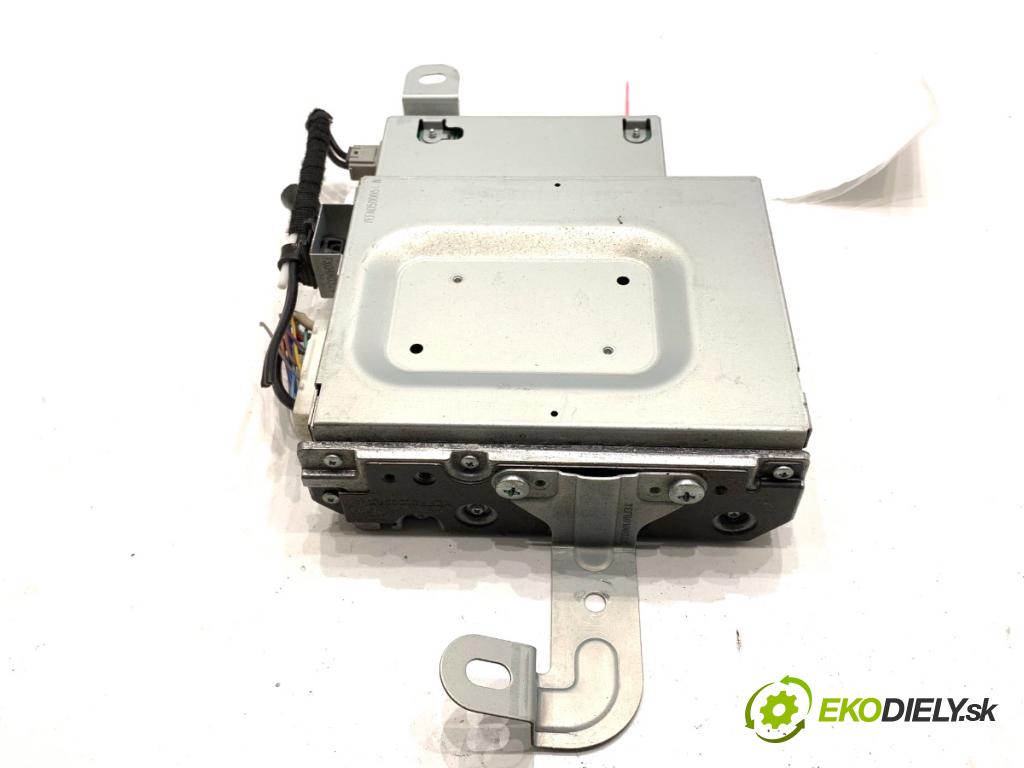 MAZDA 3 BM liftback 2014 88 kW 2.0 1998 Zosilňovač radia BHS3-66DRX (Zosilňovač)