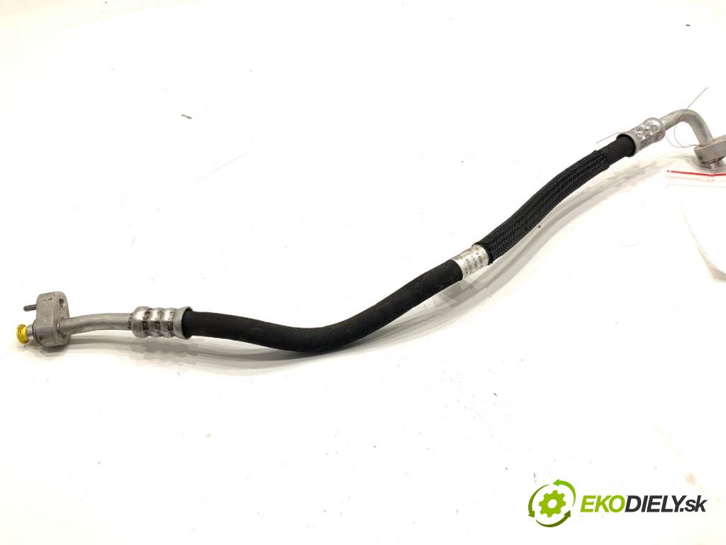 BMW G02 SUV 2023 140 kW xDrive 20 d 1995 rúrka klimatizace 9868419 (Trubka klimatizace)