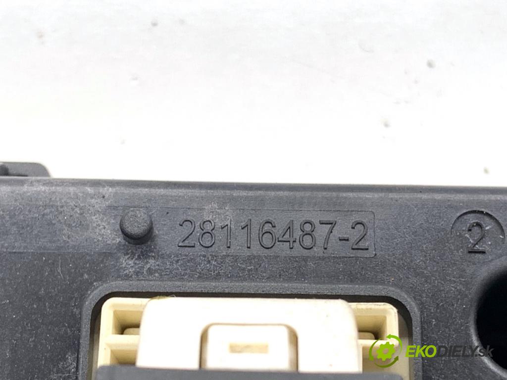 CITROEN C5 III sedan 2010 103 kW 2.0 HDi 140 1997 Modul BSI 966405908002 (Poistková skrinka)
