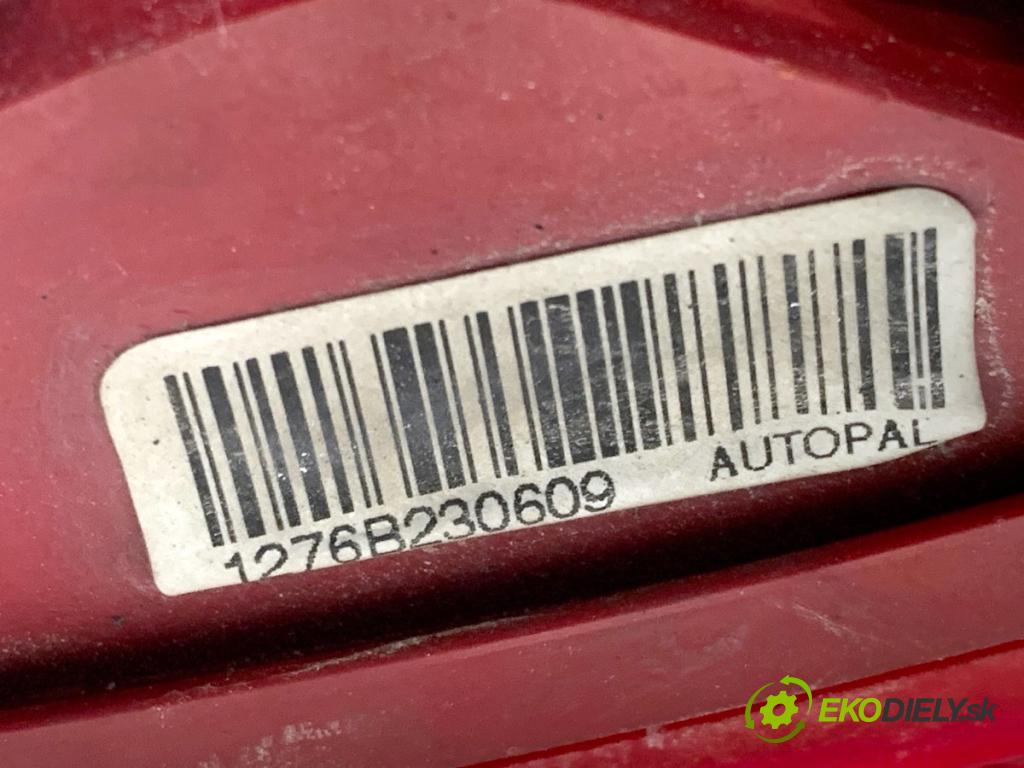CITROEN C5 III sedan 2010 103 kW 2.0 HDi 140 1997 Svetlo ľavy zad