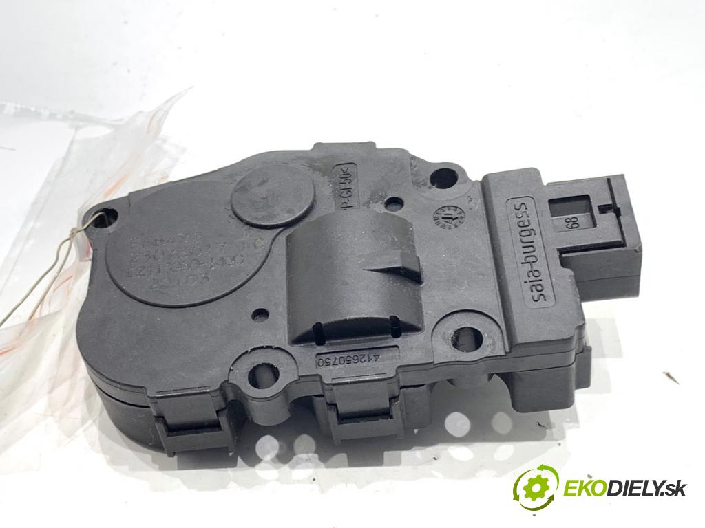 BMW G02 SUV 2023 140 kW xDrive 20 d 1995 motor topení EFB492