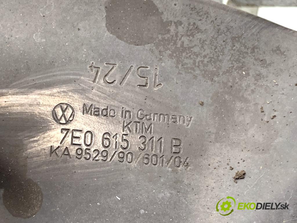VW TRANSPORTER T6 Autobus 2024 110 kW 2.0 TDI 1968 náboj ľavy predný 7E0615311B