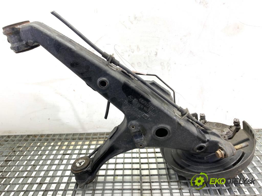 VW TRANSPORTER T6 Autobus 2024 110 kW 2.0 TDI 1968 náboj rameno pravý zadní část 7E0501414A