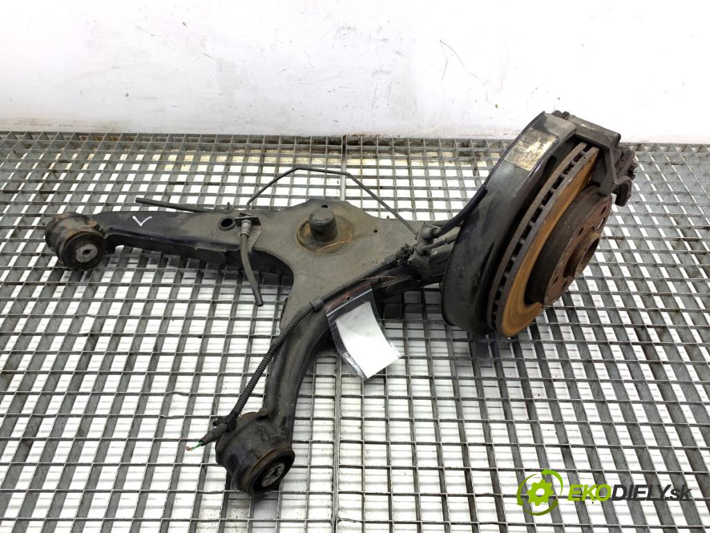 VW TRANSPORTER T6 Autobus 2024 110 kW 2.0 TDI 1968 náboj rameno levý zadní část 7E0501413A