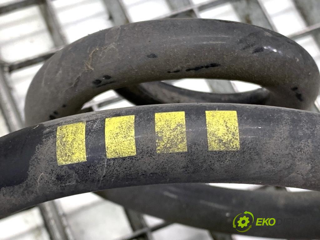 VW TRANSPORTER T6 Autobus 2024 110 kW 2.0 TDI 1968 Pružina zad  (Kľučka dverí ostatné)