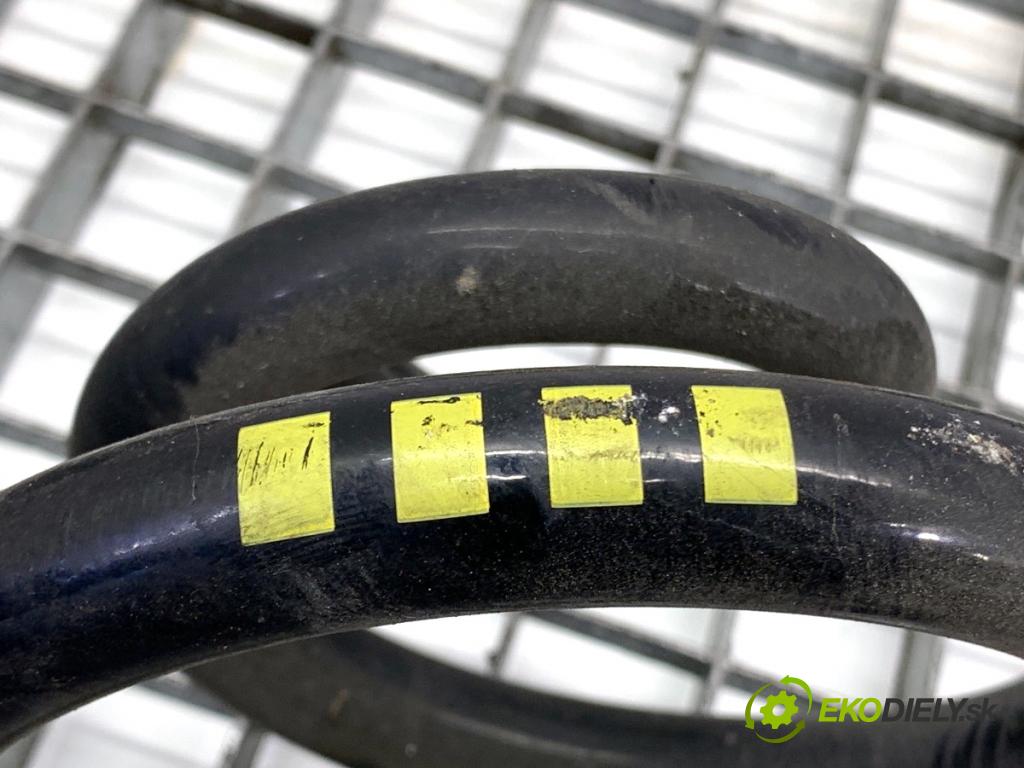 VW TRANSPORTER T6 Autobus 2024 110 kW 2.0 TDI 1968 Pružina zad  (Kľučka dverí ostatné)