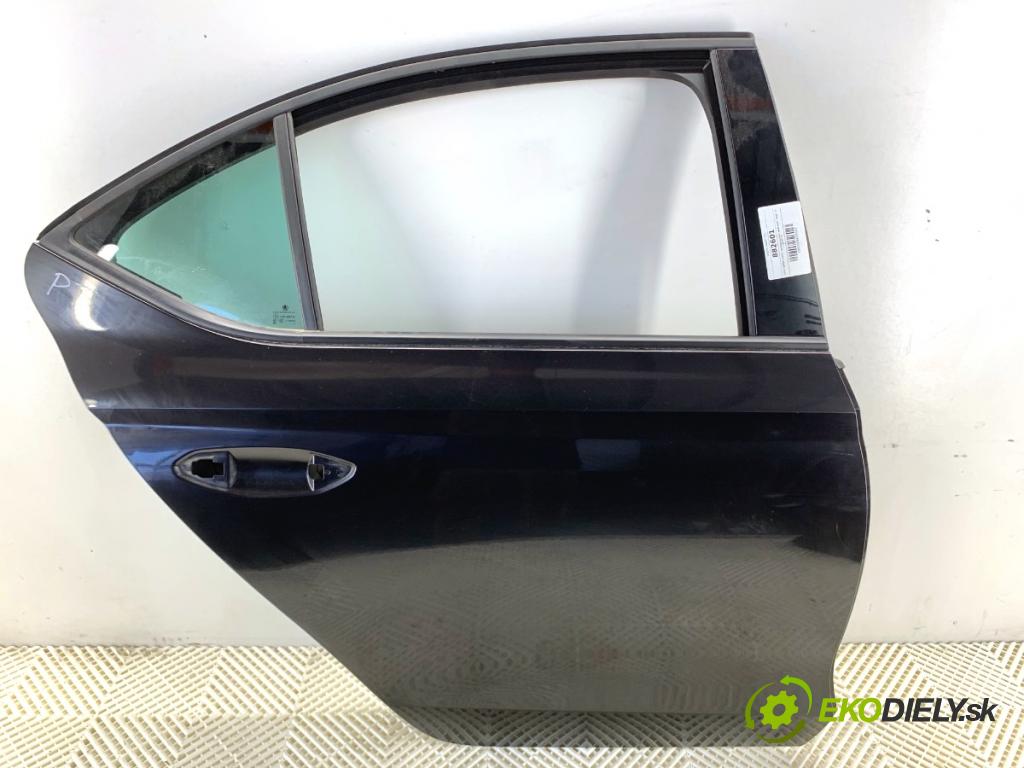 SKODA OCTAVIA IV liftback 2023 140 kW 2.0 TSI 4x4 1984 Dvere pravy zad LF9R