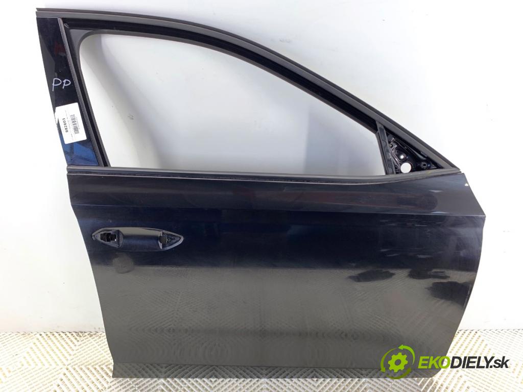 SKODA OCTAVIA IV liftback 2023 140 kW 2.0 TSI 4x4 1984 Dvere pravy predný LF9R