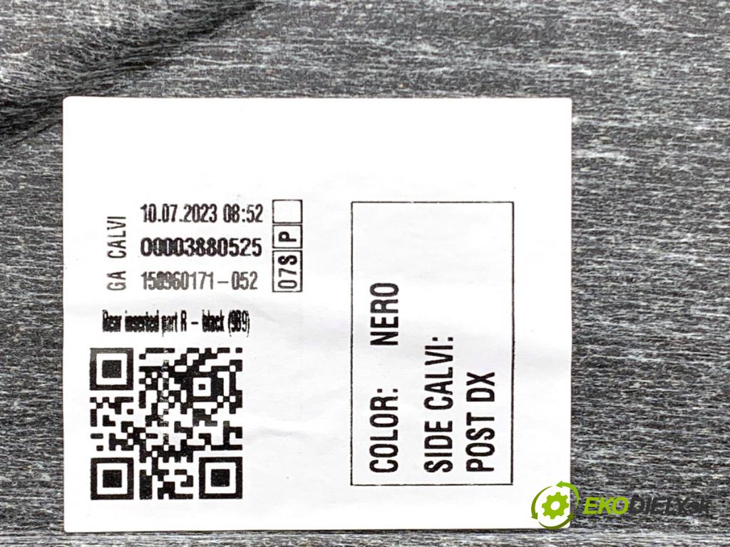 SKODA OCTAVIA IV liftback 2023 140 kW 2.0 TSI 4x4 1984 čalúnenie Dvere pravy zad