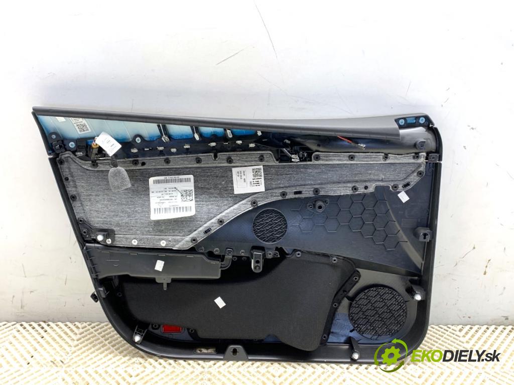 SKODA OCTAVIA IV liftback 2023 140 kW 2.0 TSI 4x4 1984 čalúnenie Dvere pravy predný