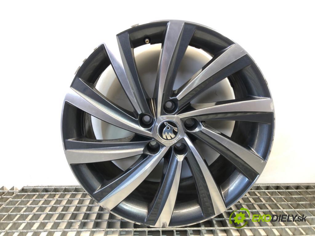 SKODA OCTAVIA IV liftback 2023 140 kW 2.0 TSI 4x4 1984 disky HLIÍK: 18 7.5J ET48 5E3601025AS 5E3601025J
