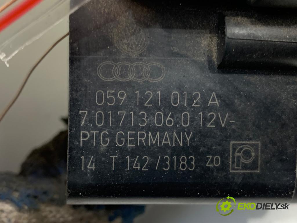 AUDI A8 D4 sedan 2014 283 kW 4.2 TDI quattro 4134 DALŠÍ: Pumpa vody 059121012A (Vodná pumpa)