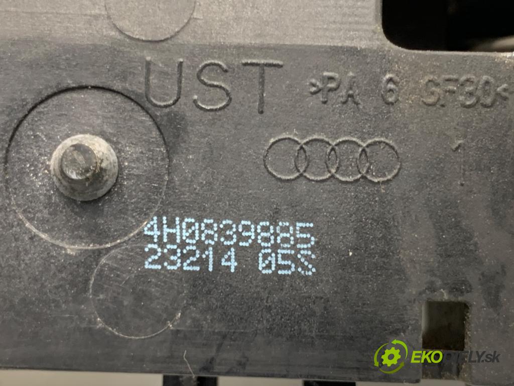 AUDI A8 D4 sedan 2014 283 kW 4.2 TDI quattro 4134 Kľučka vonkajšia ľavy zad 4H0839885