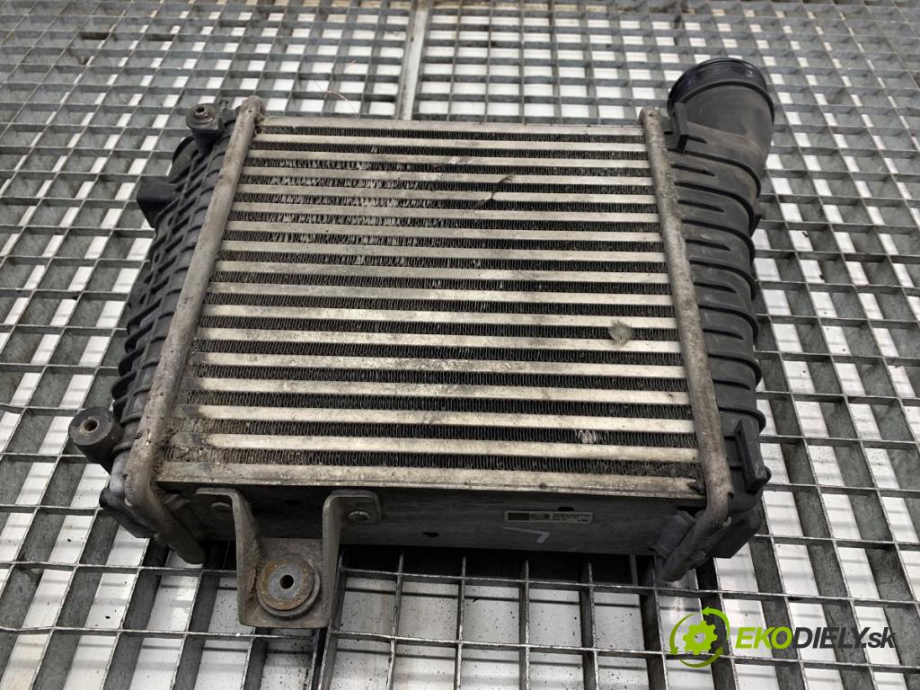 AUDI A8 D4 sedan 2014 283 kW 4.2 TDI quattro 4134 intercooler ľavy 4H0145805J (Intercooler (chladič nasávaného vzduchu))