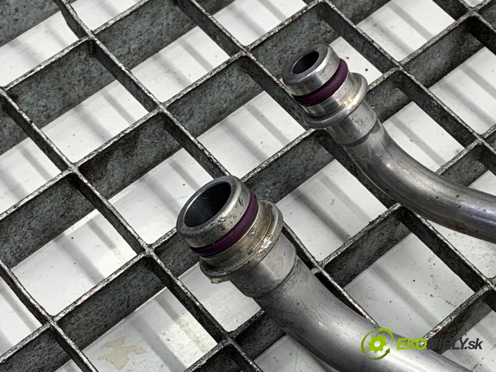 AUDI A8 D4 sedan 2014 283 kW 4.2 TDI quattro 4134 rúrka klimatizácie 4H0820725 (Rúrka klimatizácie)