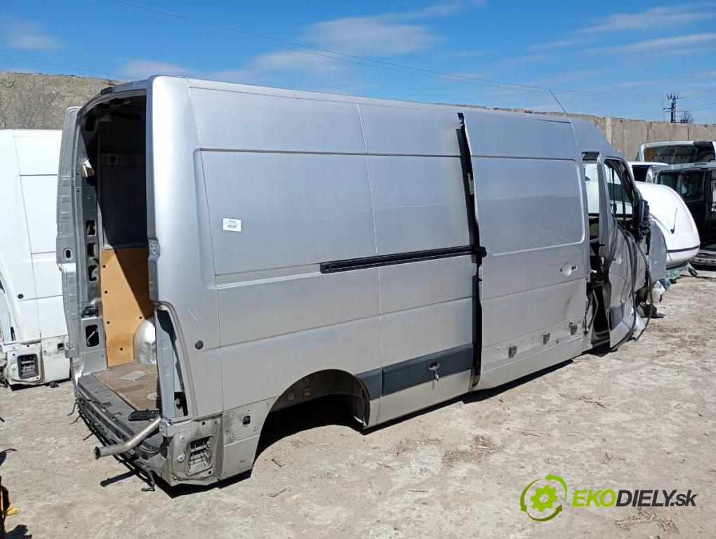 RENAULT MASTER III Autobus 2019 125 kW 2.3 dCi 170 FWD (JV0L) 2298 KAROSERIA ČTVRŤÁK blatník zadní část levý pravý práh střecha PODŁUŻNICA levý 