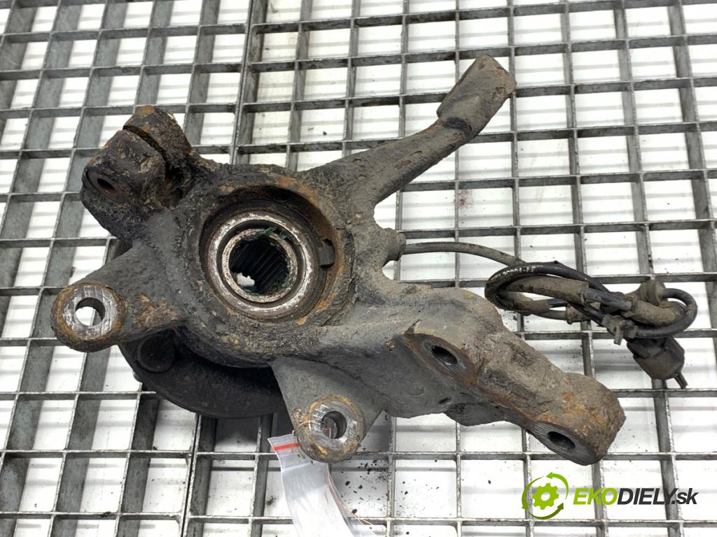 FORD FIESTA MK7 liftback 2011 88 kW 1.6 Ti 1596 náboj ľavy predný