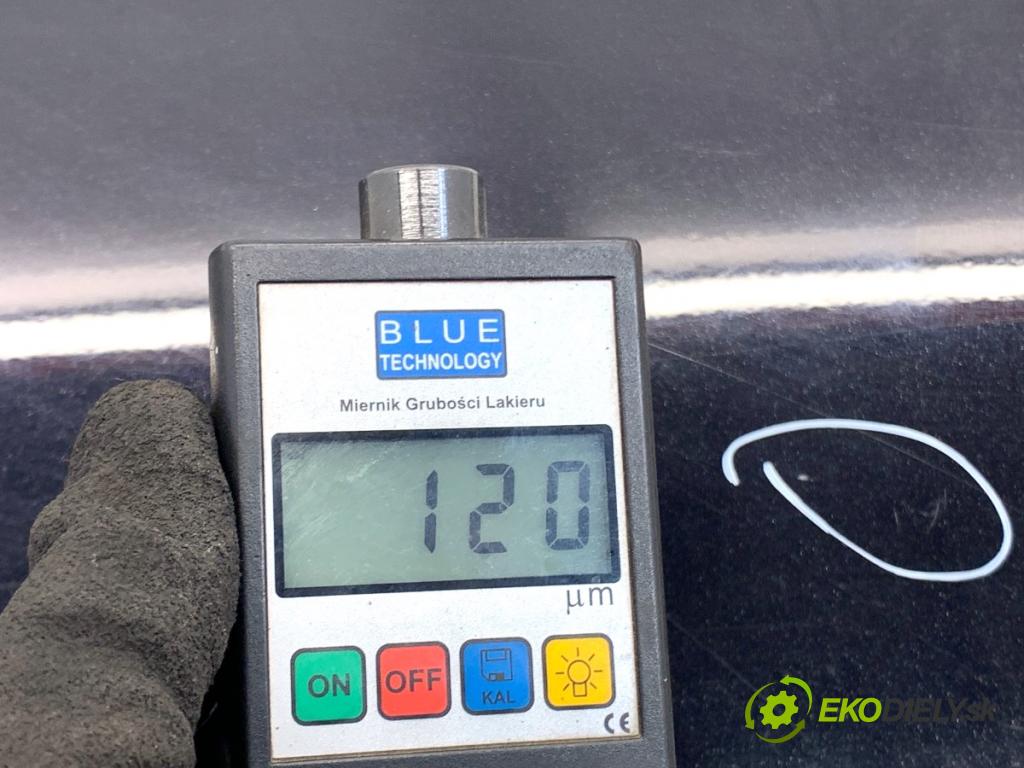 FORD FIESTA MK7 liftback 2011 88 kW 1.6 Ti 1596 dveře pravý zadní část