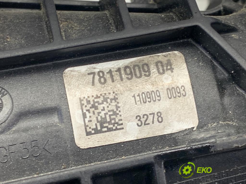 BMW F11 Kombi 2011 190 kW 530 d xDrive 2993 Potrubie sacie, sanie 7811909 (Sacie potrubie)