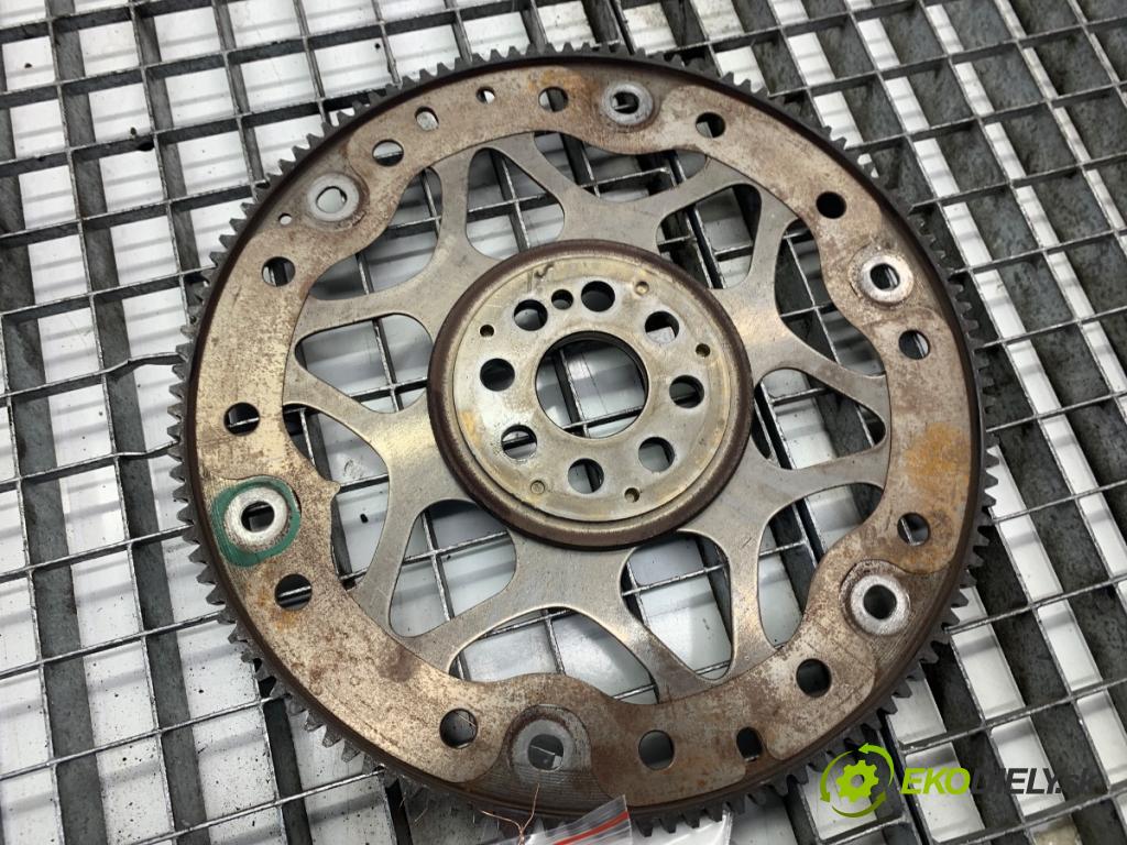 BMW F11 Kombi 2011 190 kW 530 d xDrive 2993 koleso zotrvačníkové 8506670 (Zotrvačník)