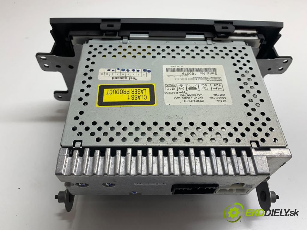 SUZUKI SX4 liftback 2008 88 kW 1.9 DDiS 4x4 (RW 419D) 1910 RADIO 39101-79JB (Audio zariadenie)