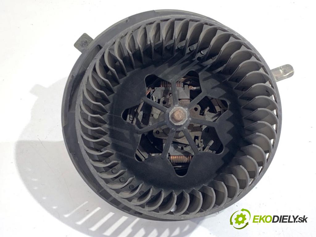 VW GOLF V liftback 2005 77 kW 1.9 TDI 1896 ventilátor kúrenia 1K1819015