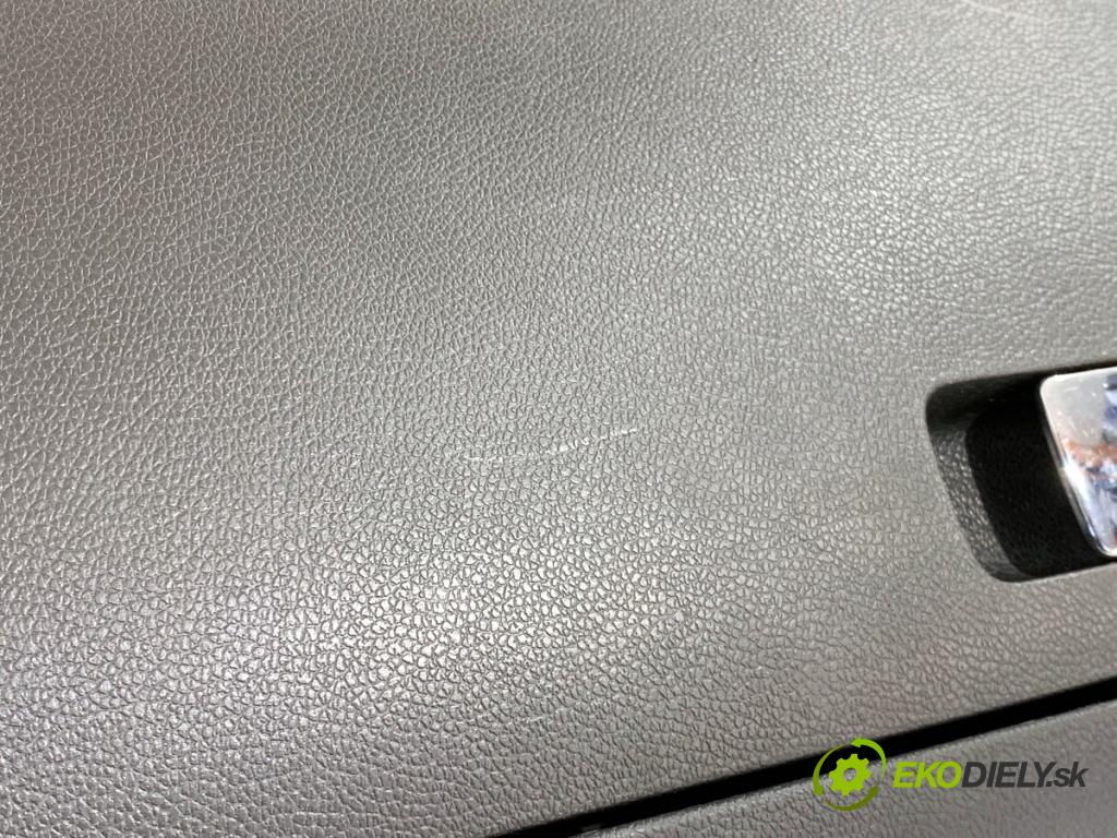 VW GOLF V liftback 2005 77 kW 1.9 TDI 1896 Priehradka, kastlík spolujazdca 1K1857290 (Priehradka (kastlík))