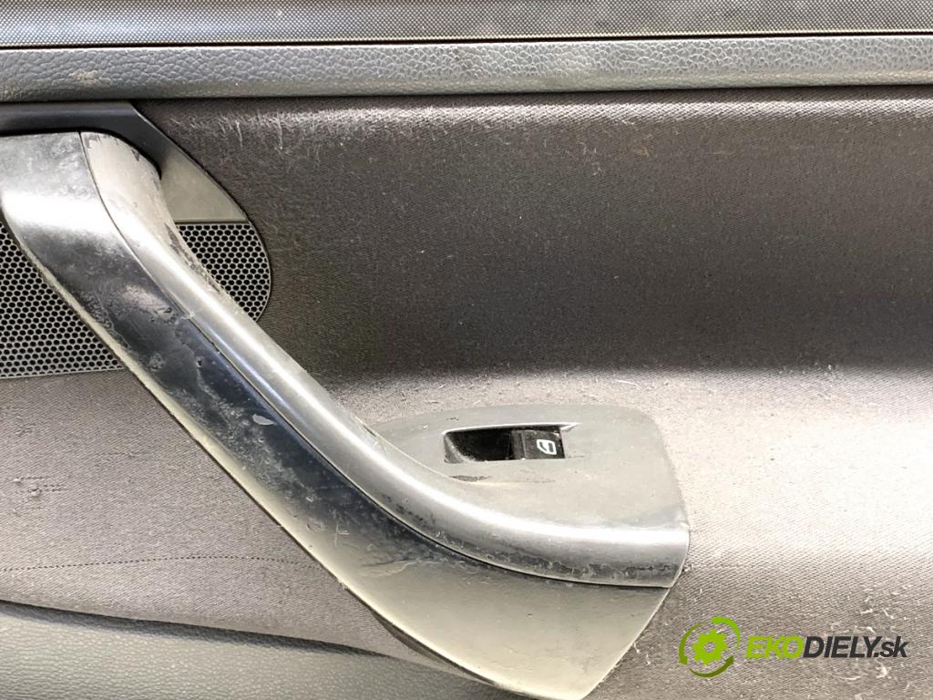 VW GOLF V liftback 2005 77 kW 1.9 TDI 1896 čalúnenie Dvere pravy predný
