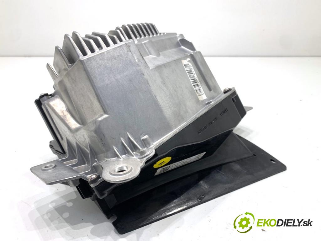 BMW F34 liftback 2015 140 kW 320 d 1995 Dislpej HEAD UP 9358964