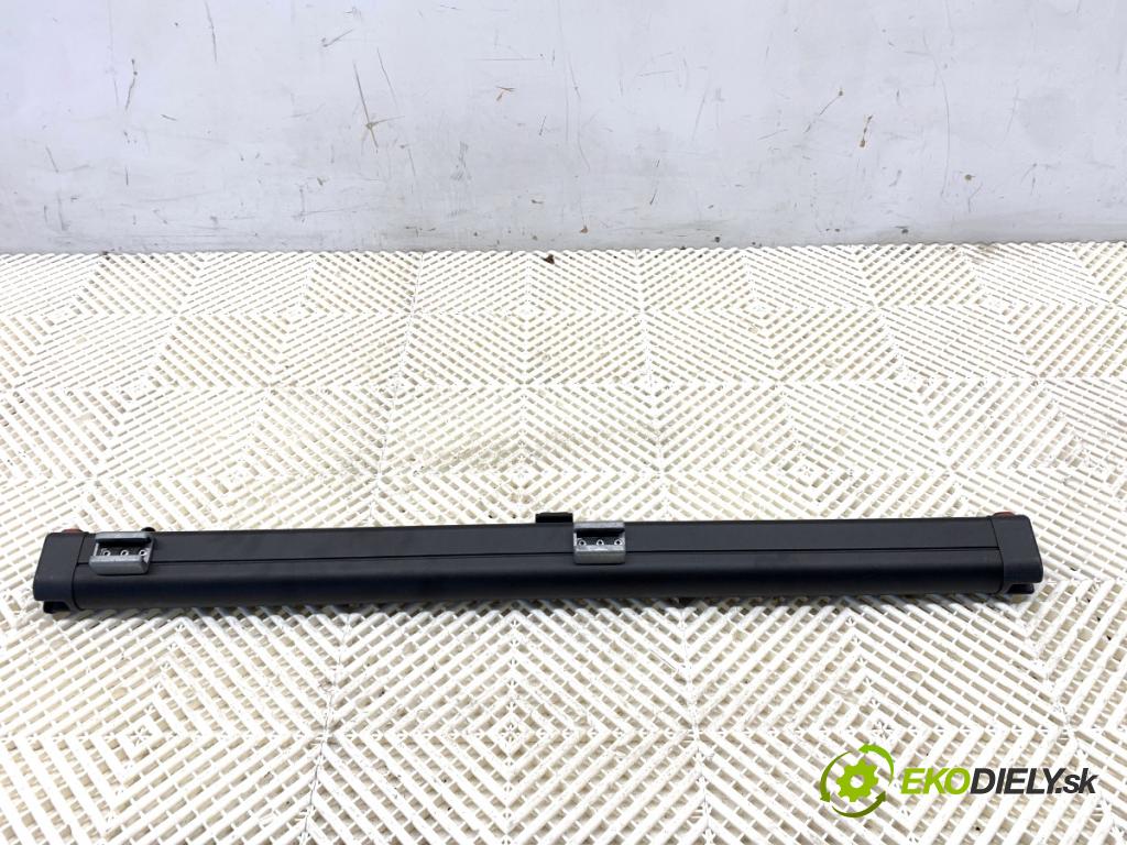 SEAT LEON III liftback 2019 221 kW 2.0 Cupra 1984 Roleta kufra sieťka 5F9861691G