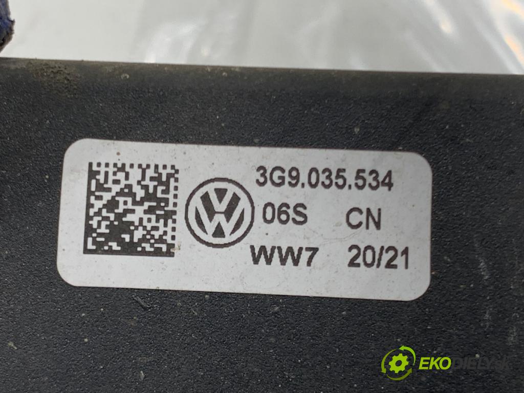 VW PASSAT B8 sedan 2022 206 kW 2.0 TSI 4motion 1984 Zosilňovač Antenní: 3G9035534 (Zosilňovač)
