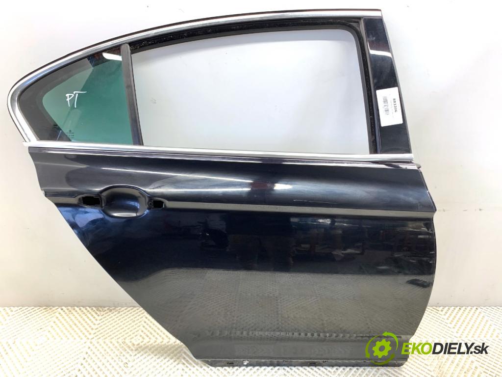 VW PASSAT B8 sedan 2022 206 kW 2.0 TSI 4motion 1984 Dvere pravy zad 