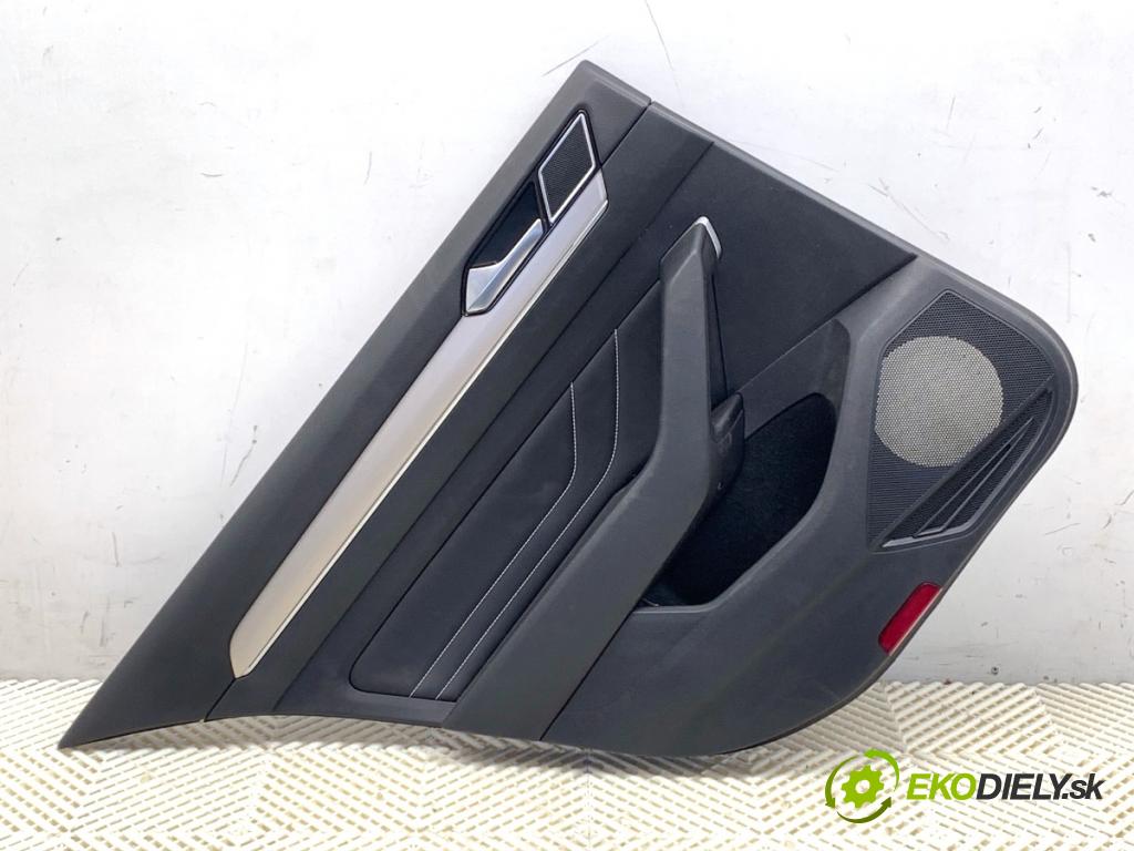 VW PASSAT B8 sedan 2022 206 kW 2.0 TSI 4motion 1984 čalúnenie Dvere ľavy zad 