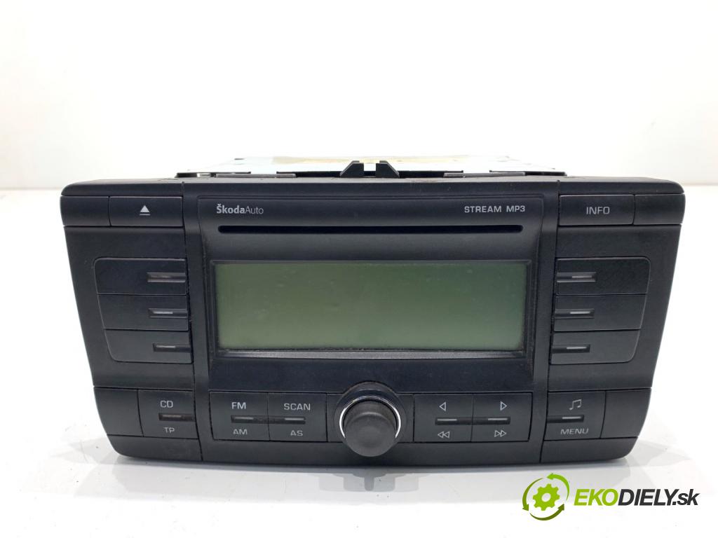 SKODA OCTAVIA II liftback 2008 77 kW 1.9 TDI 1896 RADIO 1Z0035161C (Audio zariadenie)
