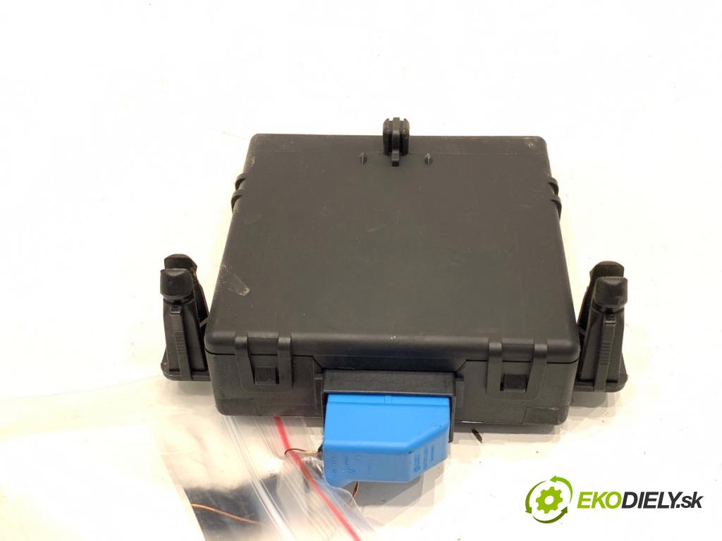 SKODA OCTAVIA II liftback 2008 77 kW 1.9 TDI 1896 Modul GATEWAY 1K0907530Q