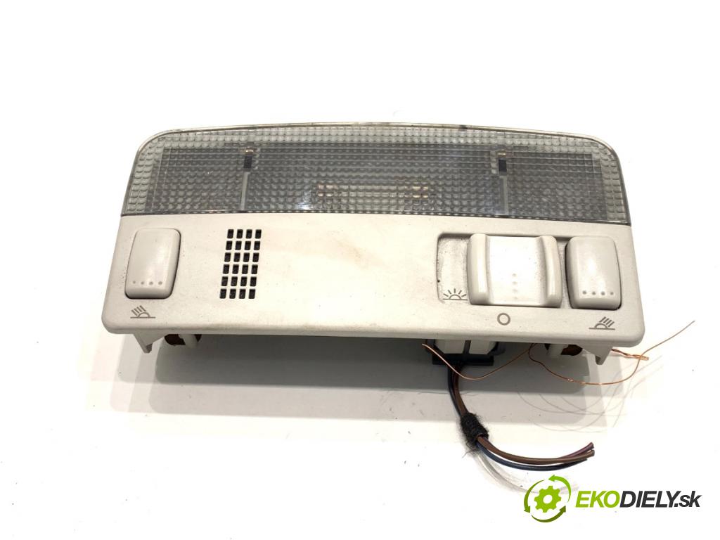 SKODA OCTAVIA II liftback 2008 77 kW 1.9 TDI 1896 Svetlo stropné 3B0947105