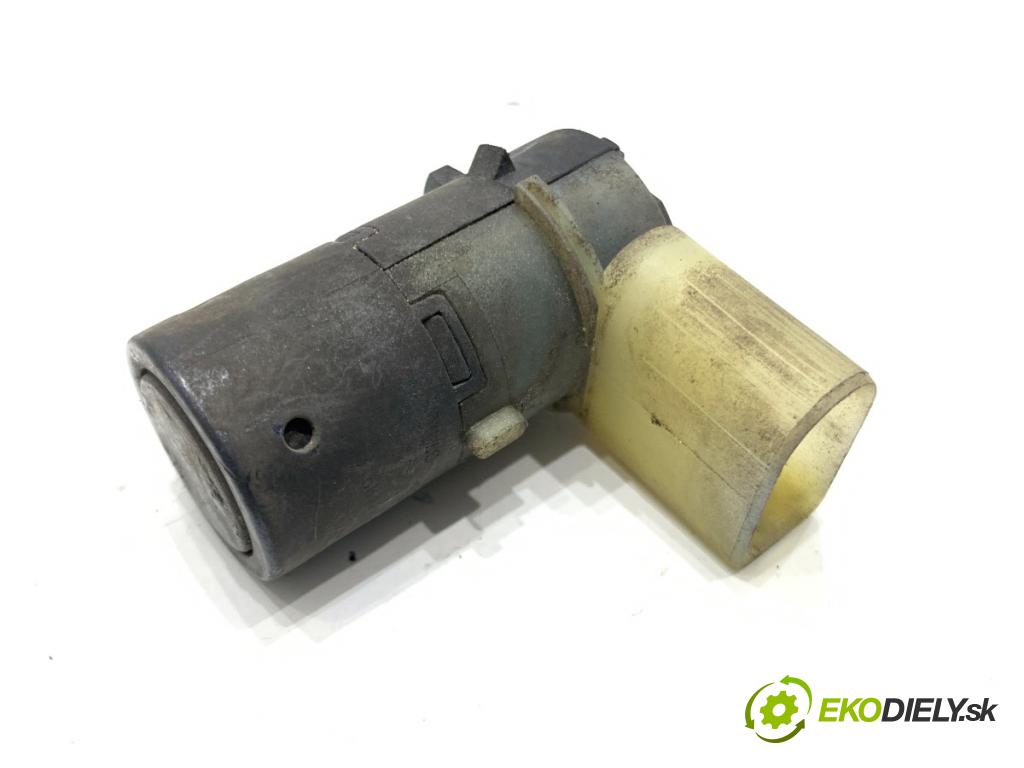SKODA OCTAVIA II liftback 2008 77 kW 1.9 TDI 1896 Snímač PDC 7H0919275C