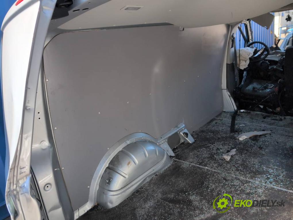 VW TRANSPORTER T6 Autobus 2024 110 kW 2.0 TDI 1968 karoséria ČTVRŤÁK: Blatník prah strecha PODŁUŻNICA