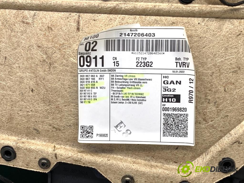 VW PASSAT B8 sedan 2022 206 kW 2.0 TSI 4motion 1984 čalúnenie Dvere pravy predný