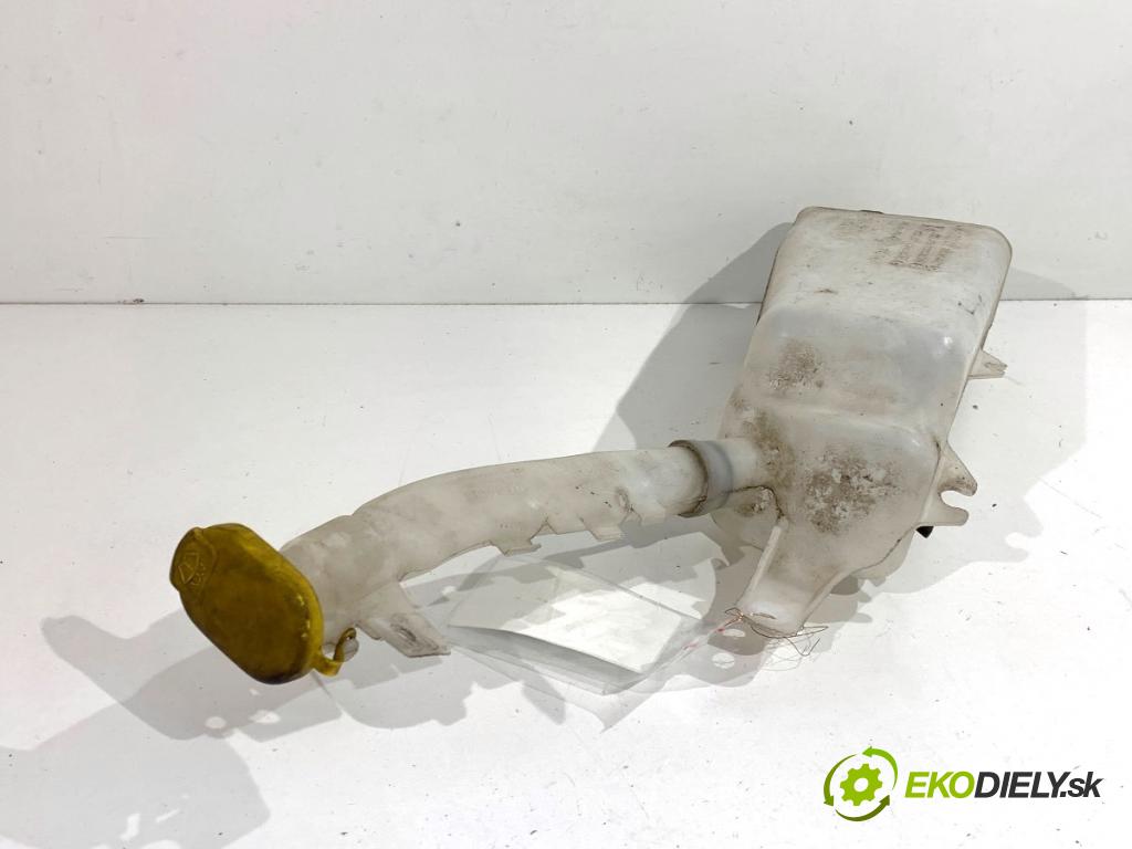 RENAULT CLIO III liftback 2009 74 kW 1.2 16V (BR0P, CR0P) 1149 Nádržka ostrekovačov 7701058023