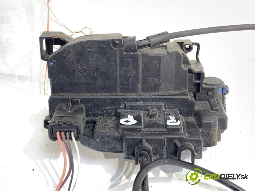 RENAULT CLIO III liftback 2009 74 kW 1.2 16V (BR0P, CR0P) 1149 zámok dveře pravý přední část