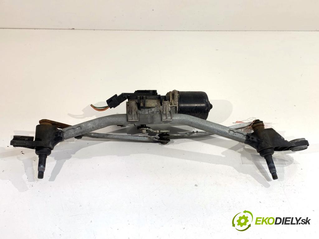 RENAULT CLIO III liftback 2009 74 kW 1.2 16V (BR0P, CR0P) 1149 Mechanizmus stieračov predný 8200268931 (Motorček stieračov predný)