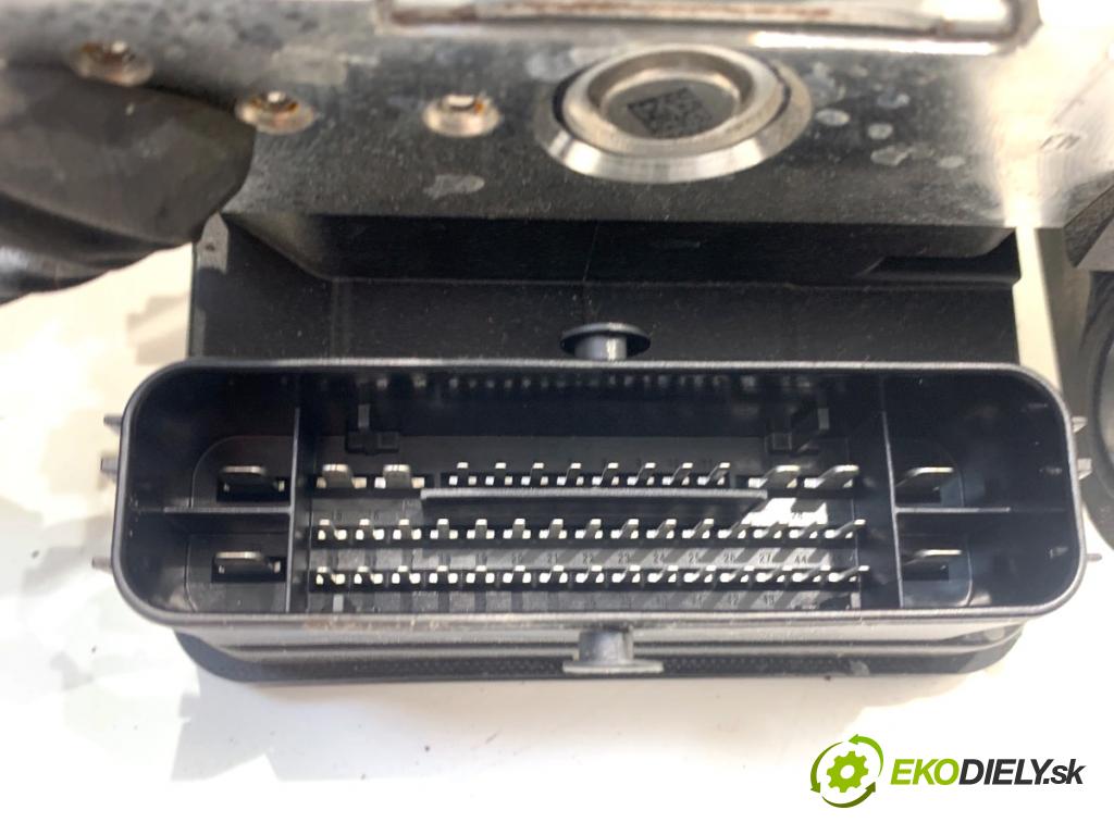 SKODA OCTAVIA IV liftback 2023 140 kW 2.0 TSI 4x4 1984 Pumpa ABS 5WA614517CF (Pumpa ABS)