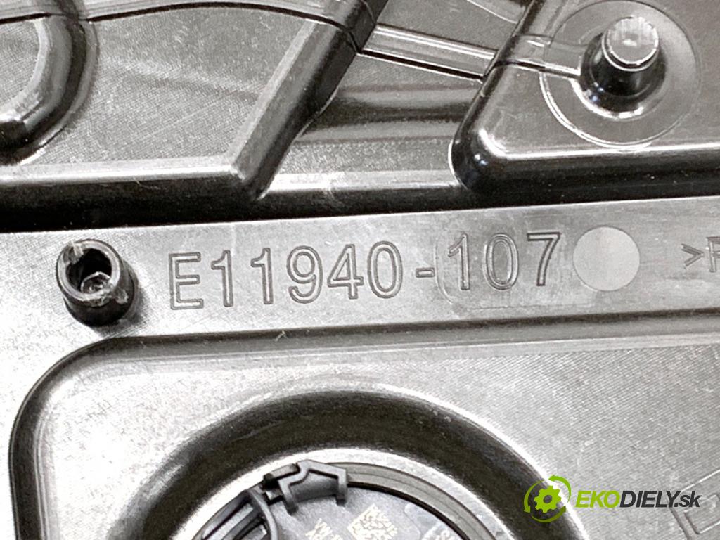 SKODA OCTAVIA IV liftback 2023 140 kW 2.0 TSI 4x4 1984 mechanismus okna pravý přední část 5E3837656A