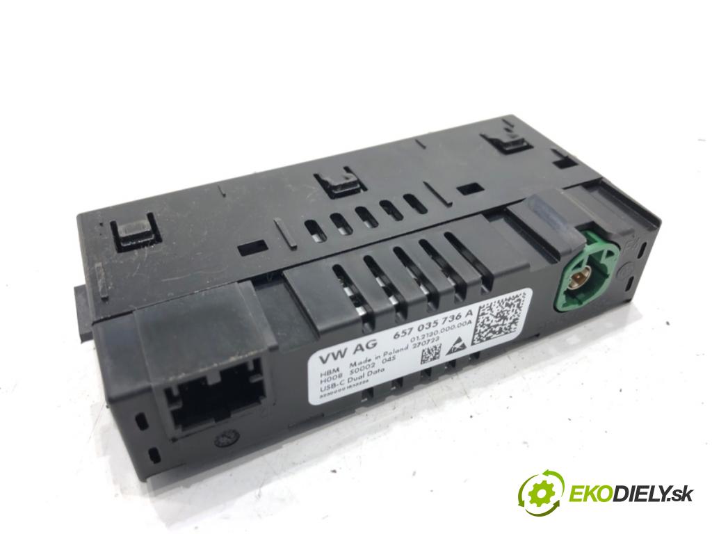 SKODA OCTAVIA IV liftback 2023 140 kW 2.0 TSI 4x4 1984 HNÍZDO: USB 657035736A