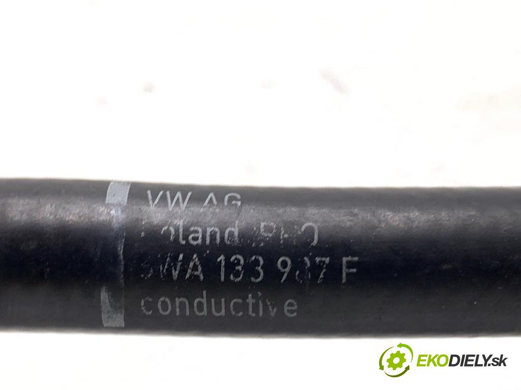SKODA OCTAVIA IV liftback 2023 140 kW 2.0 TSI 4x4 1984 trubka PALIVO: 5WA133987F