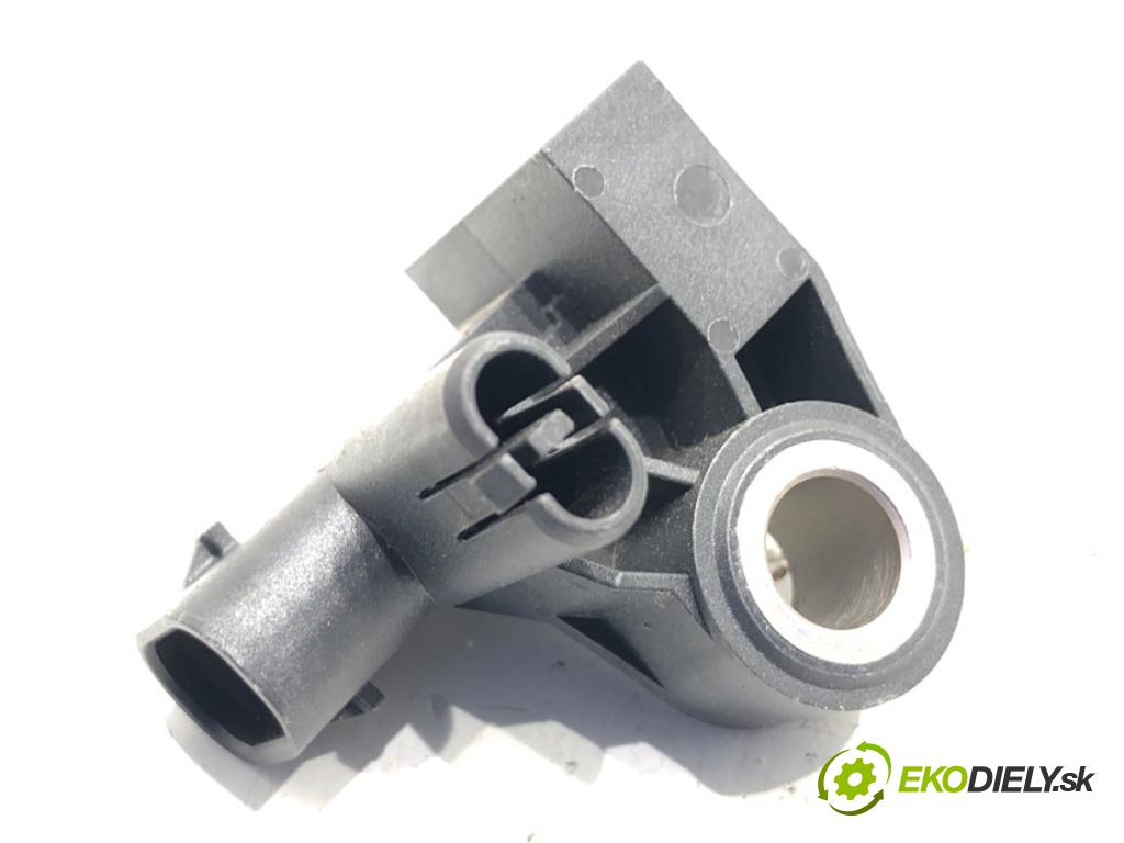 SKODA OCTAVIA IV liftback 2023 140 kW 2.0 TSI 4x4 1984 Snímač nárazu 85E959651 (Snímač nárazu)